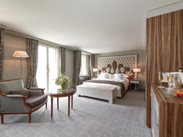 Carlton Hotel St Moritz - The Leading Hotels of the World : photo 3 de la chambre junior family suite with lake view