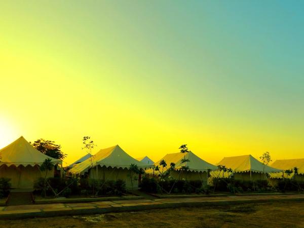 Joy Adventures and Resort : photo 4 de la chambre lake view luxury tent