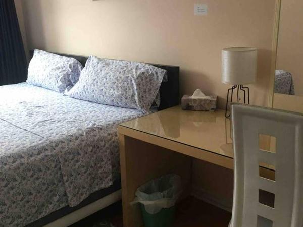 Freeda's Place : photo 10 de la chambre chambre lit queen-size - vue sur jardin