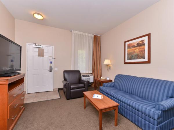 Candlewood Suites San Diego, an IHG Hotel : photo 1 de la chambre deluxe one-bedroom suite, two queen beds