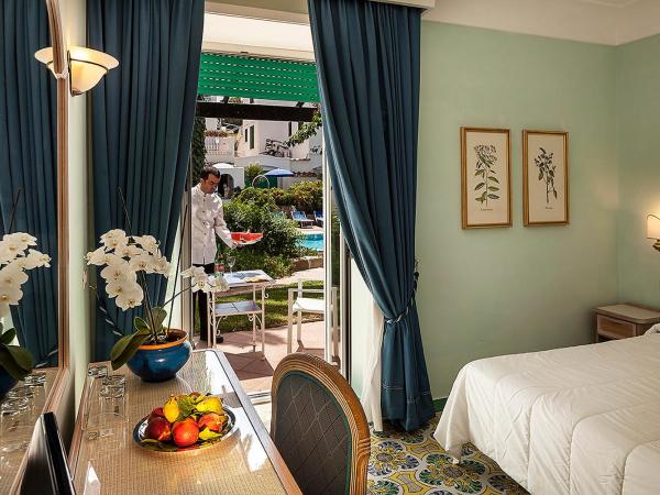 Hotel Continental Ischia : photo 4 de la chambre chambre double classique