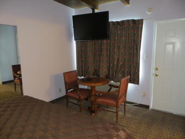 Park Cienega Motel : photo 1 de la chambre chambre lit king-size - fumeurs 