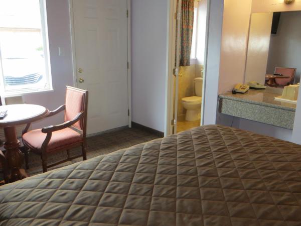 Park Cienega Motel : photo 3 de la chambre chambre lit king-size - fumeurs 