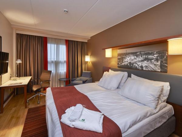 Holiday Inn Tampere - Central Station, an IHG Hotel : photo 4 de la chambre chambre lit king-size standard - dernier Étage