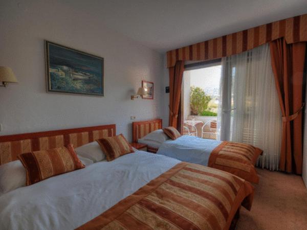 Hotel Trogirski Dvori : photo 5 de la chambre chambre triple avec balcon