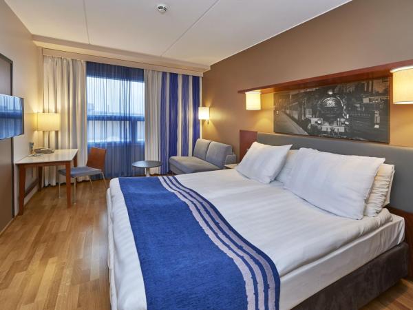 Holiday Inn Tampere - Central Station, an IHG Hotel : photo 4 de la chambre chambre standard