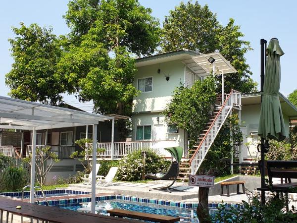 Takaidao Vintage Home : photo 10 de la chambre chambre lit queen-size - vue sur piscine
