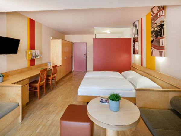 JUFA Hotel Graz City : photo 1 de la chambre chambre quadruple