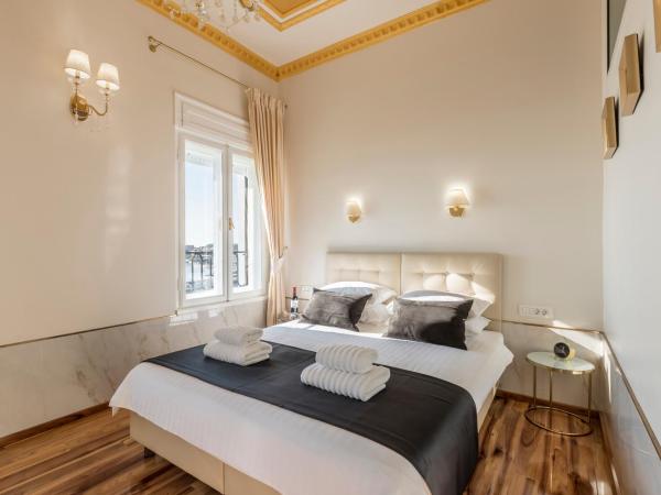Olivia Luxury Rooms : photo 4 de la chambre chambre deluxe double ou lits jumeaux