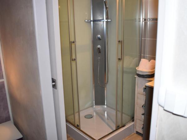 Chez Augustin : photo 10 de la chambre chambre double