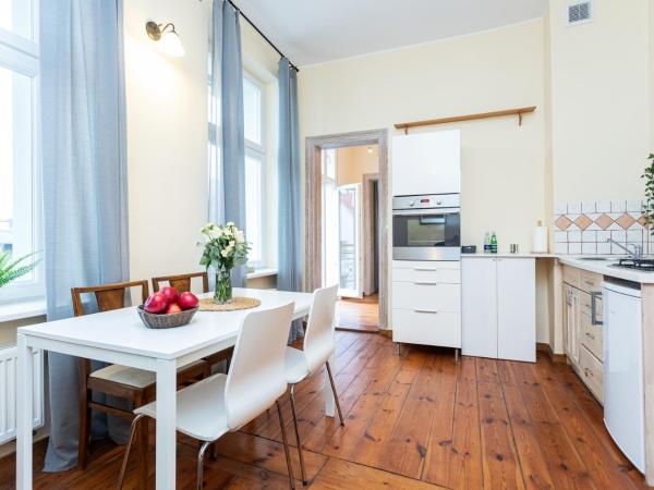 Riviera Residence Apartments : photo 3 de la chambre appartement 1 chambre avec balcon