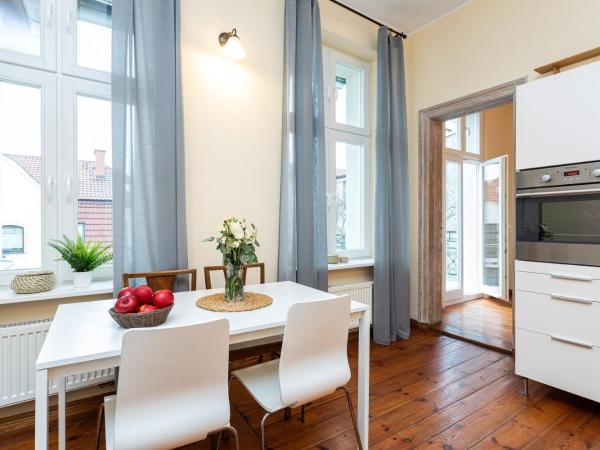 Riviera Residence Apartments : photo 4 de la chambre appartement 1 chambre avec balcon