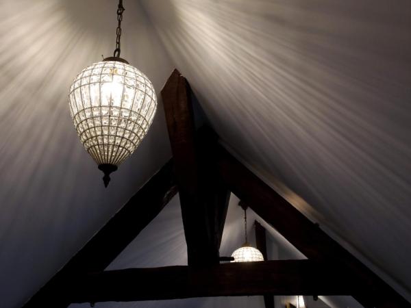 Au Jeu de Paume : photo 1 de la chambre chambre deluxe double ou lits jumeaux