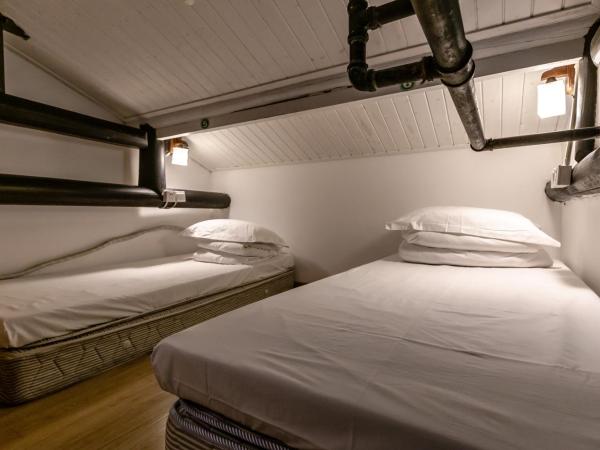 Hofang Guest House : photo 2 de la chambre lit dans dortoir pour hommes de 6 lits