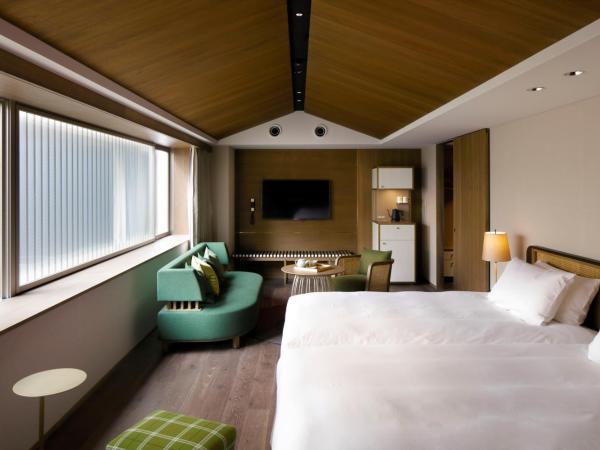GOOD NATURE HOTEL KYOTO : photo 2 de la chambre chambre lits jumeaux d'angle deluxe avec accès au salon - 3 adultes