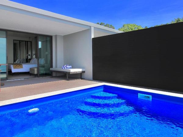 Phi Phi Holiday Resort : photo 1 de la chambre villa avec piscine - coucher du soleil sur l'océan 
