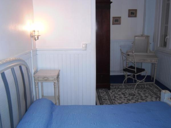 Hôtel des Arceaux : photo 2 de la chambre chambre double confort