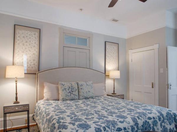 Huge 5 bed, 5 bath in Historic Downtown Savannah : photo 8 de la chambre maison 5 chambres