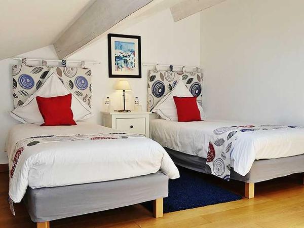 Mas de Capelou : photo 1 de la chambre appartement - vue sur jardin