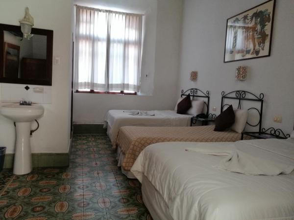 Hotel Reforma : photo 5 de la chambre chambre familiale