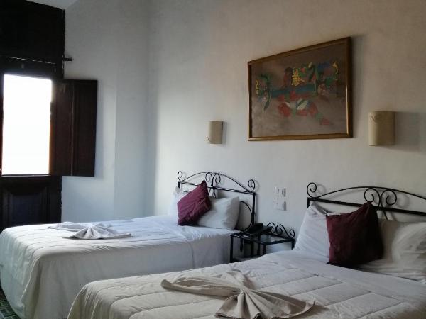 Hotel Reforma : photo 5 de la chambre chambre lits jumeaux avec balcon