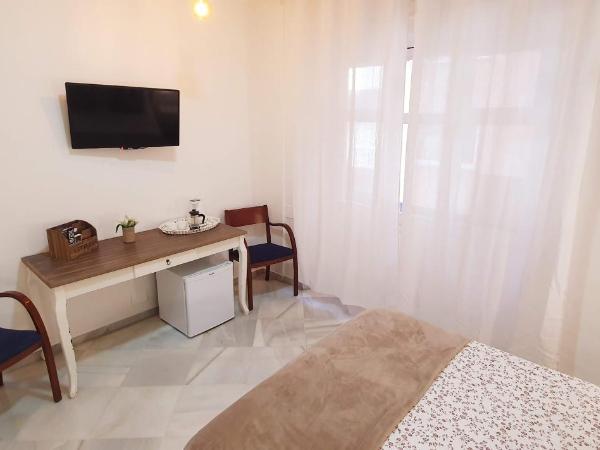 Fan Rooms Duquesa : photo 2 de la chambre suite - vue sur ville