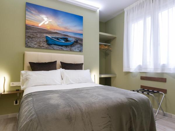 A Casa Martínez B&B : photo 3 de la chambre chambre double avec salle de bains privative