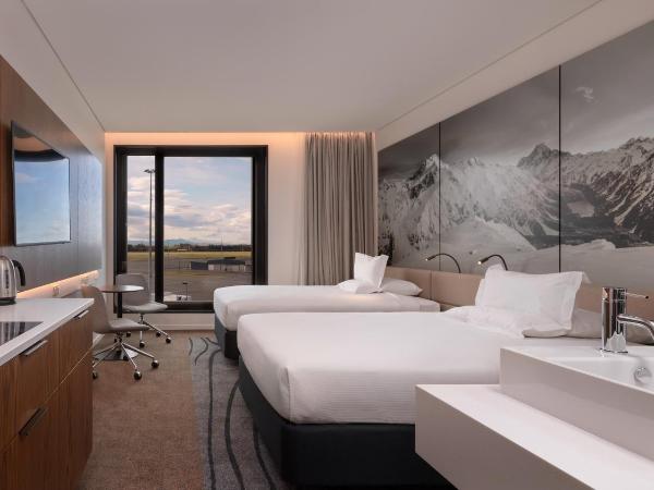 Novotel Christchurch Airport : photo 1 de la chambre chambre supérieure avec 2 lits doubles