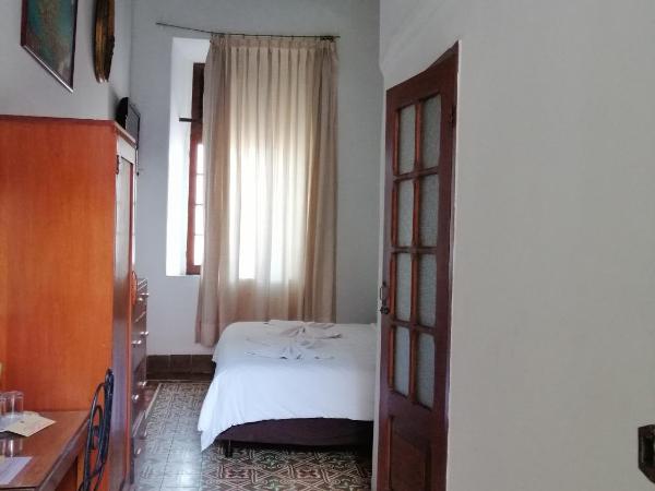 Hotel Reforma : photo 1 de la chambre chambre double