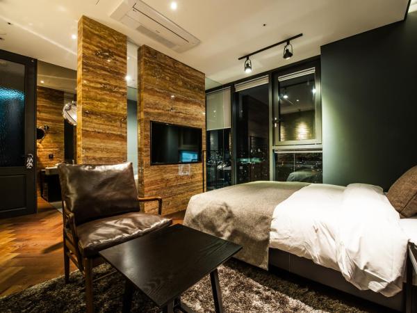 SR Hotel Sadang : photo 1 de la chambre chambre double premium