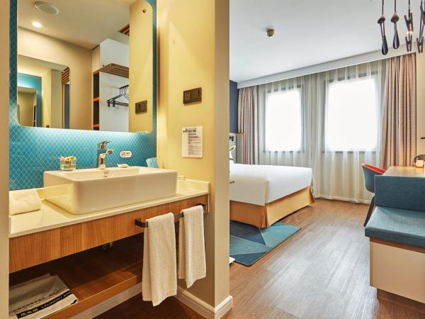 Holiday Inn Express Nanjing Xuanwu Lake, an IHG Hotel : photo 3 de la chambre chambre lit king-size standard