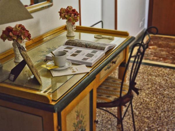 Hotel Victoria : photo 9 de la chambre chambre simple