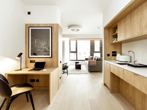 Wilde Aparthotels Berlin, Checkpoint Charlie : photo 8 de la chambre hébergement 1 chambre accessible aux personnes à mobilité réduite 