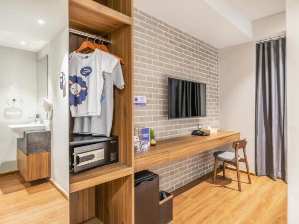 Kokotel Bangkok Surawong : photo 3 de la chambre chambre lits jumeaux standard