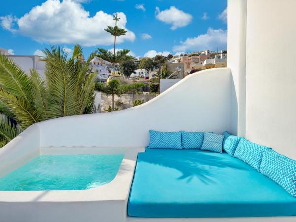 Gianna Suites : photo 3 de la chambre suite deluxe avec jacuzzi extérieur - vue sur mer