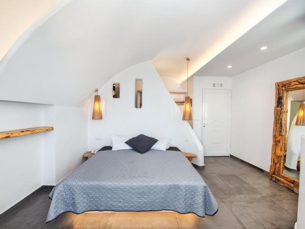 Gianna Suites : photo 9 de la chambre suite deluxe avec jacuzzi extérieur - vue sur mer