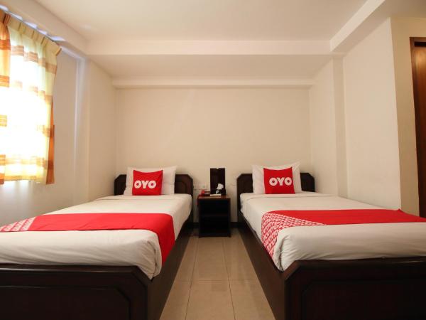 Super OYO 484 Pannee Residence Khaosan Sha Plus : photo 3 de la chambre chambre lits jumeaux supérieure