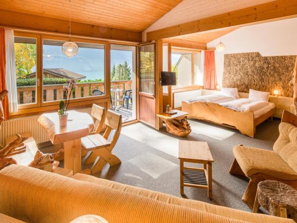 Hotel Lindenhof by Crossworld AG : photo 1 de la chambre chambre familiale premium avec hotpot