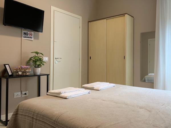 Casa Italia : photo 4 de la chambre chambre double ou lits jumeaux avec salle de bains privative