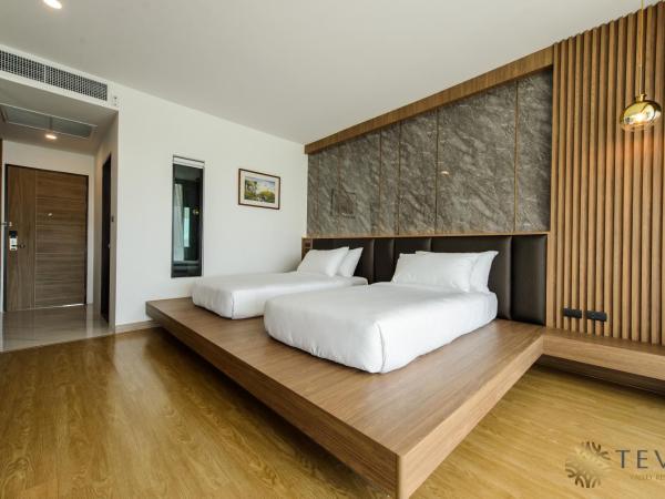 TEVA Valley Resort : photo 1 de la chambre chambre lits jumeaux avec balcon
