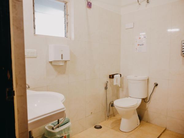 Horn Ok Please Hostel Jaipur : photo 2 de la chambre chambre double avec salle de bains privative