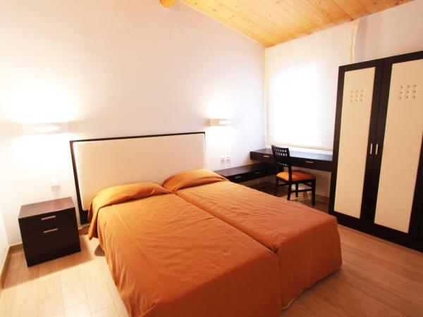 Résidence Cala Sultana : photo 2 de la chambre appartement 2 chambres n° 2 (5 adultes)