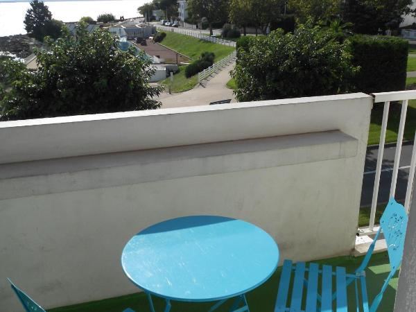 Hôtel Beau Rivage : photo 1 de la chambre chambre double avec terrasse et salle de bains - non-fumeurs