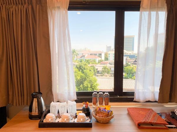 Raming Lodge Hotel : photo 6 de la chambre chambre triple deluxe