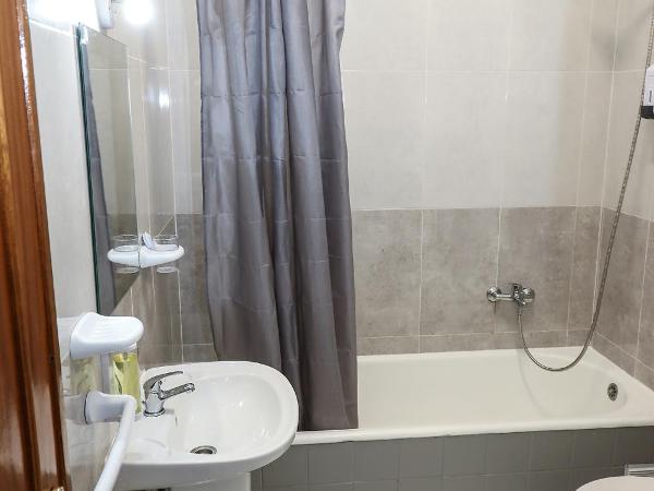 lisbon Home host : photo 2 de la chambre lit simple dans dortoir mixte