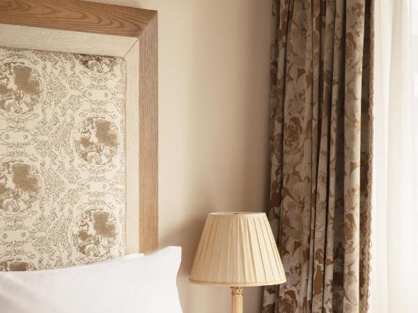 Jumeirah Living Guangzhou-Complimentary Shuttle Bus between hotel to Canton Fair Complex during Canton Fair Period : photo 5 de la chambre two bedroom deluxe residence classic