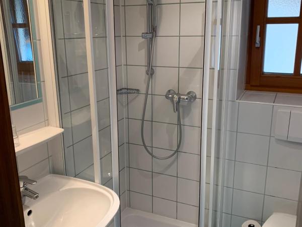 Pension Schmidinger : photo 5 de la chambre chambre triple