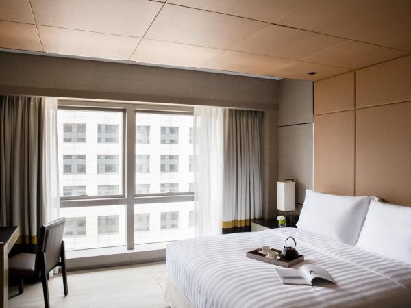 Jumeirah Living Guangzhou-Complimentary Shuttle Bus between hotel to Canton Fair Complex during Canton Fair Period : photo 3 de la chambre two bedroom deluxe residence contemporary