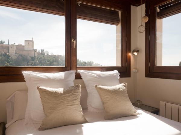 Casa Bombo : photo 2 de la chambre chambre deluxe avec terrasse privée - vue sur alhambra