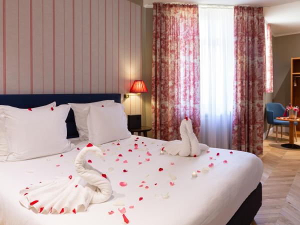 Hotel Perrin - former Carlton : photo 6 de la chambre chambre double supérieure